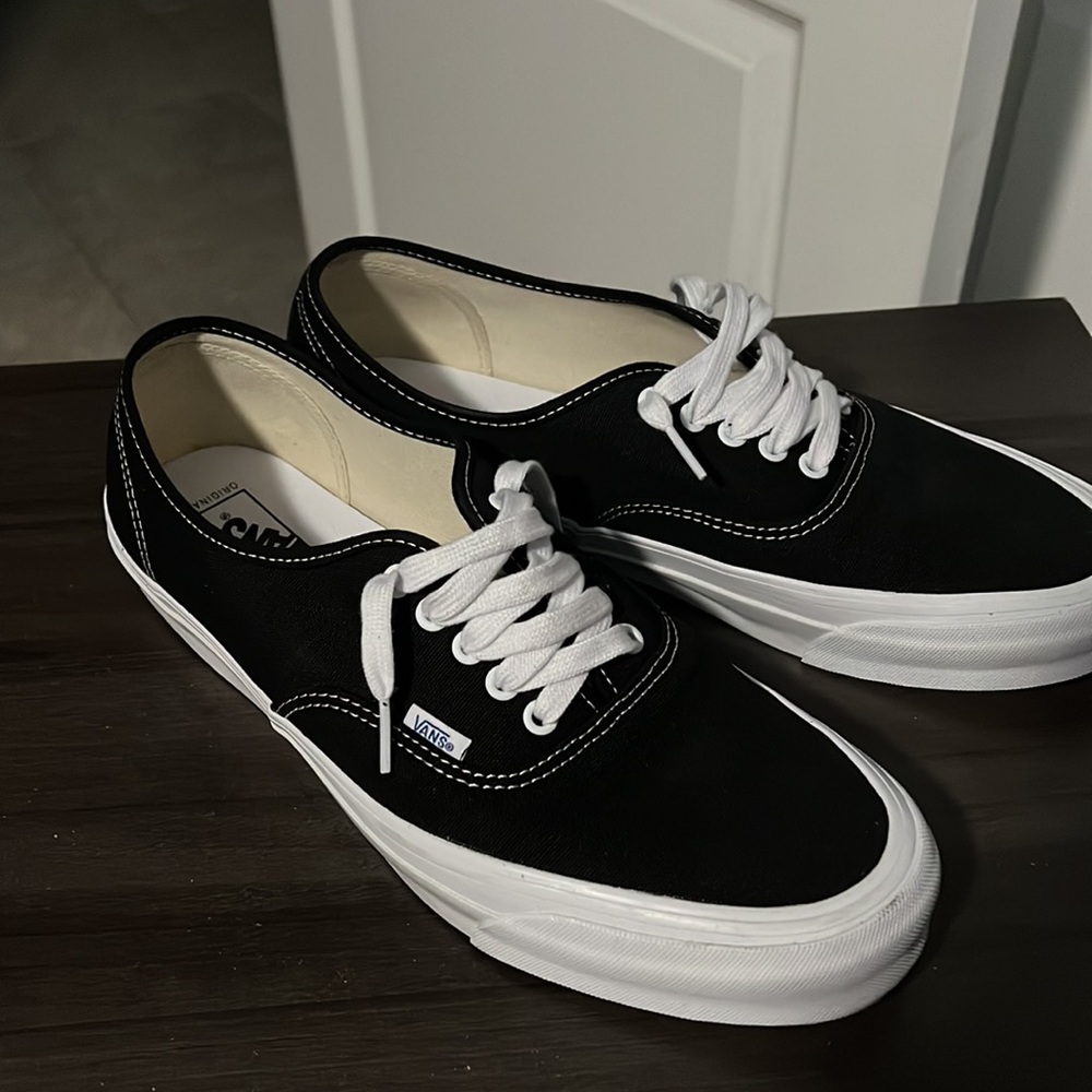 Vans originals authentics size 13
